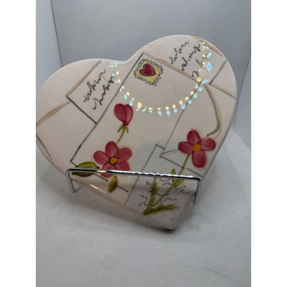 Heart-Shaped Bath & Body Works Ceramic Trinket Dish With Floral & Letter Design - Picture 5 of 6